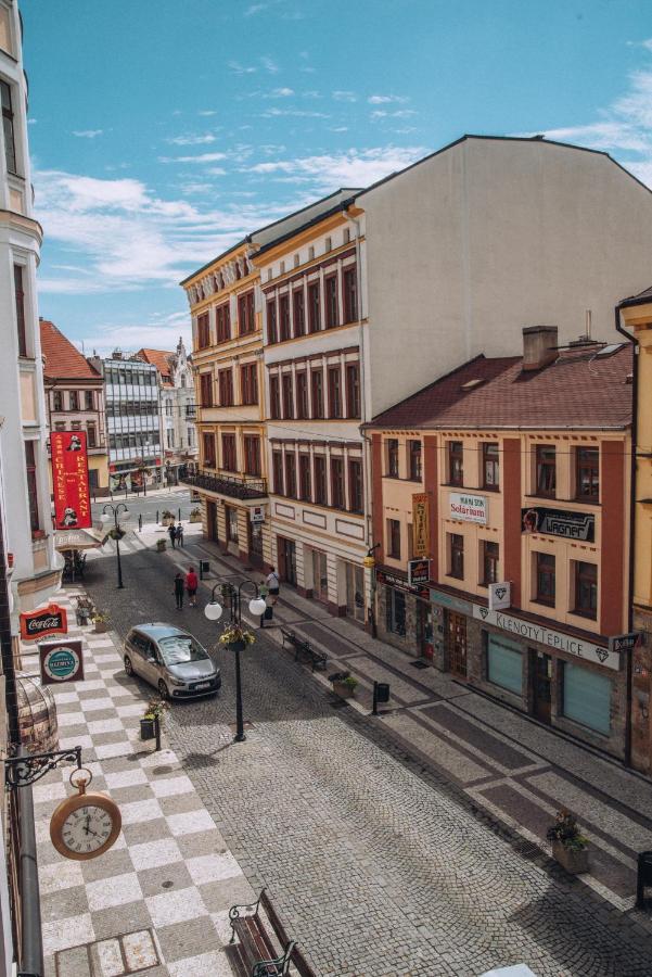 Grand Apartments In The Centre Of Teplice Exterior foto
